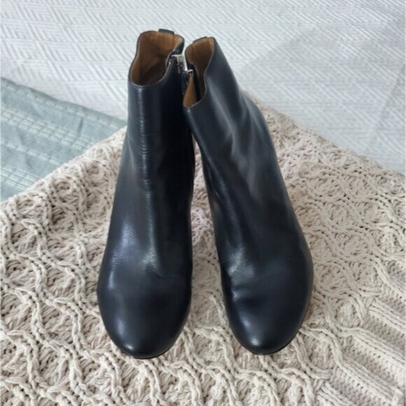 Limited Edition CK Savana Mirror Block Heel Leather Ankle Boots- US 8.5 - Picture 6 of 16
